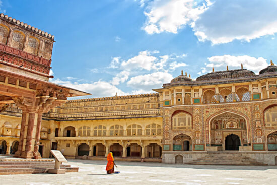 Is india safe fo female solo