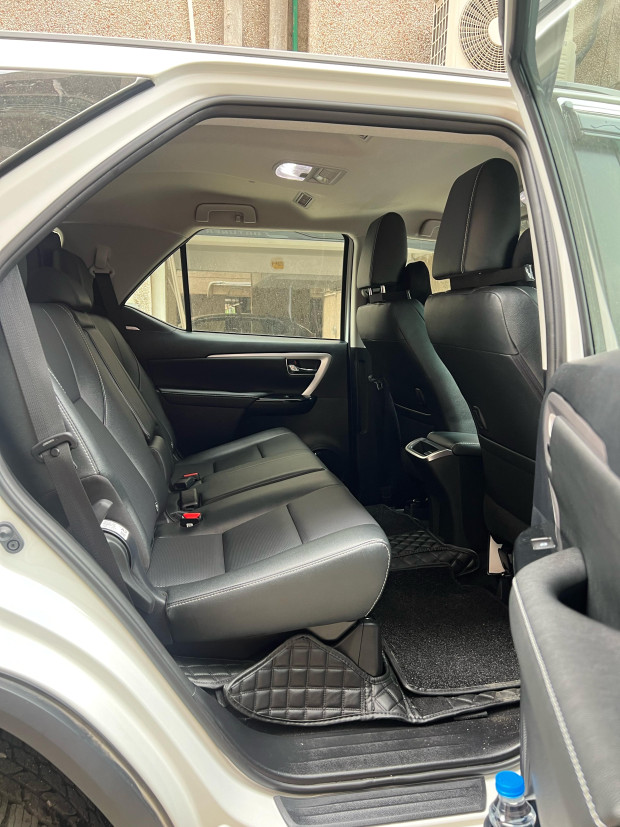 Toyota Fortuner Interior